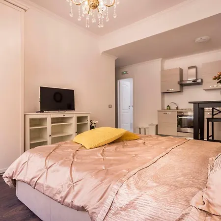 Seven Gæstehus Milano